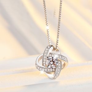 Cross-Border Four-Leaf Clover Diamond Pendant Necklace