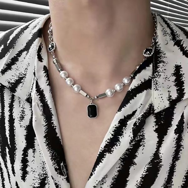 Black Rhinestones Pendant Pearl Necklace For Men
