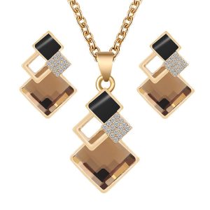 Fashion Crystal Pendants Necklace Earrings Set for Women