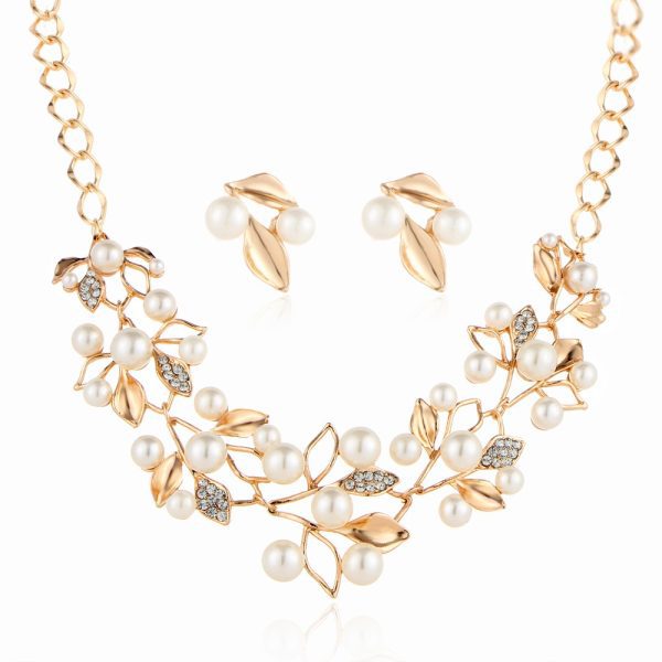 2pcs Ladies Accessories Pearl Leaf Set Necklace Earrings