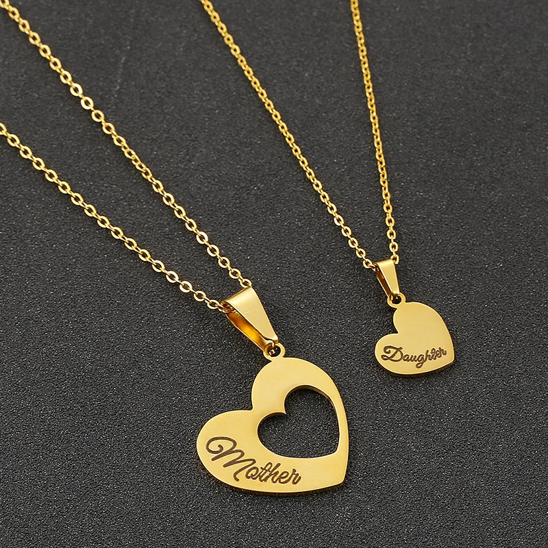 2PCS Gift Hollow Love Pendant Necklace for Mom