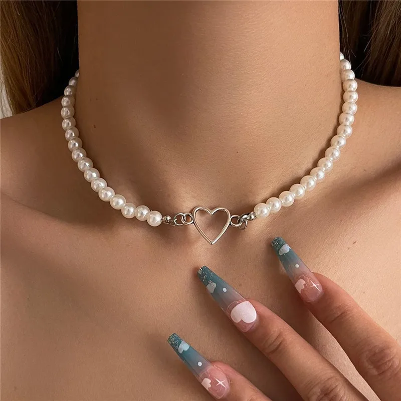 Trendy Love Heart Pearl Choker Necklace for Wife