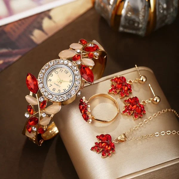 Fashion design quartz bracelet watch for women